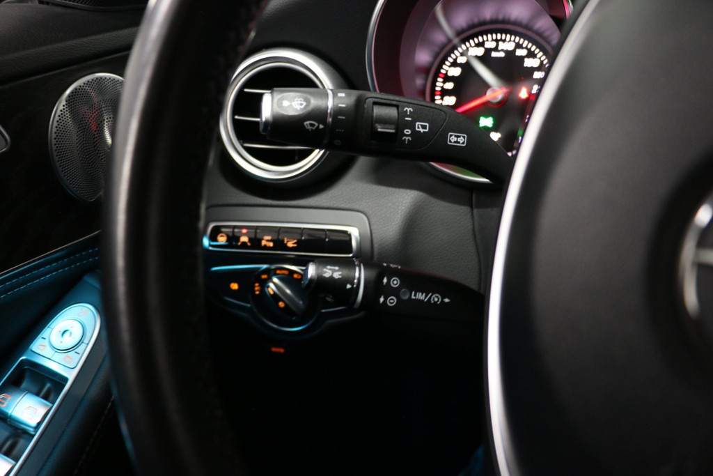 30028737-43.jpg