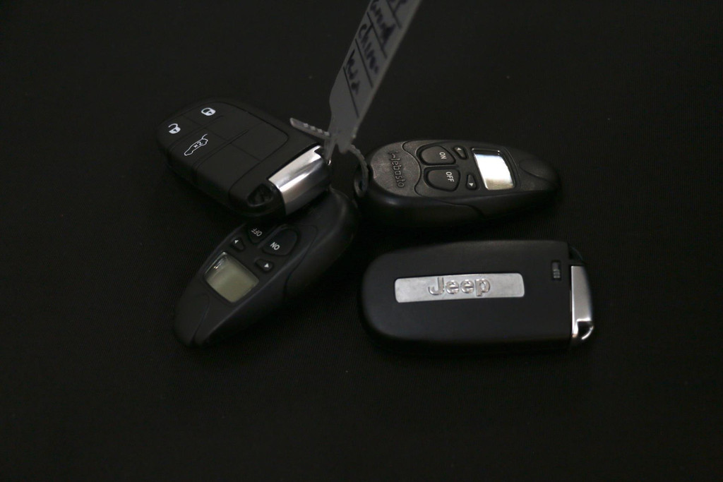 30525315-89.jpg