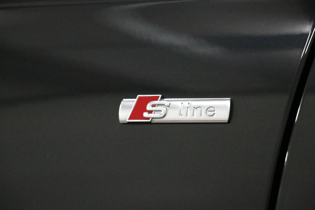 31683611-60.jpg