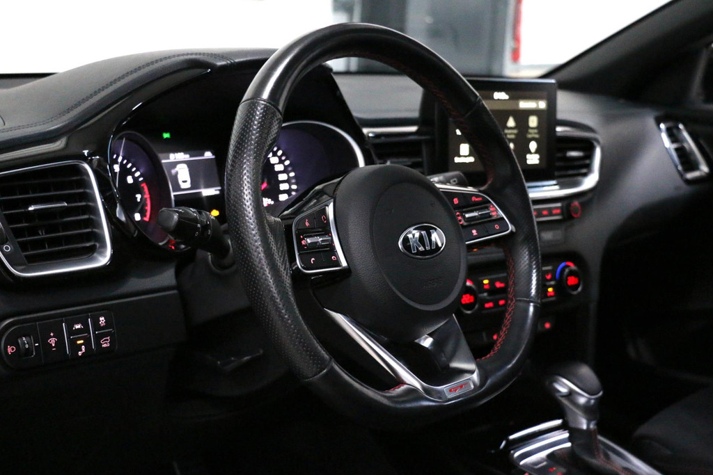 31922409-22.jpg