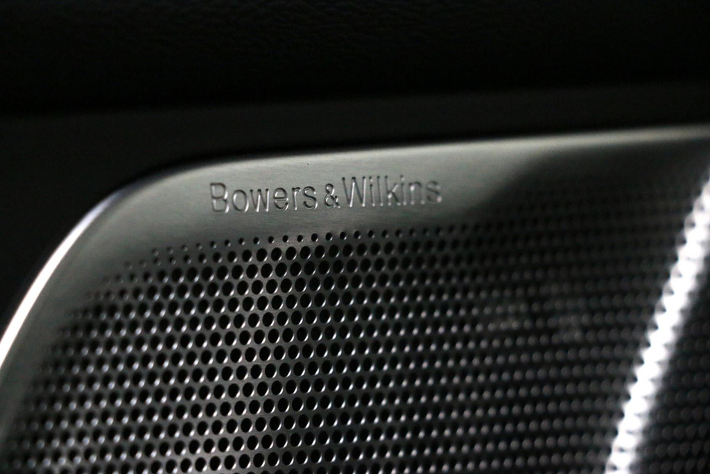 37380894-20.jpg