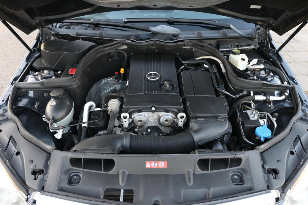 42700215-68.jpg