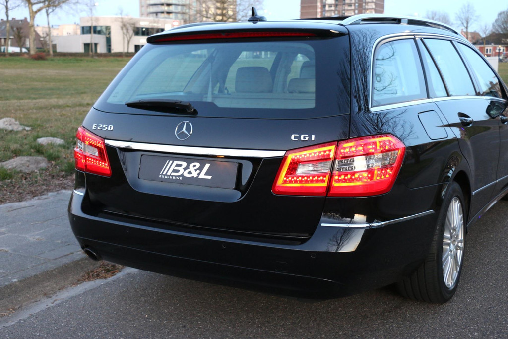 43822132-19.jpg