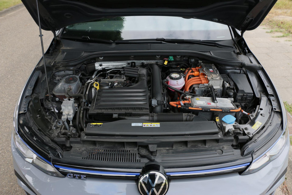 45367866-56.jpg