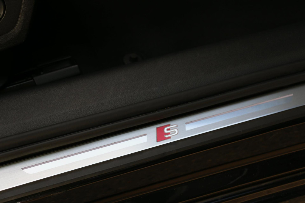 45593388-55.jpg