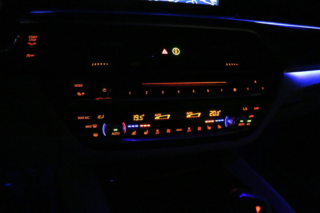 45764253-74.jpg