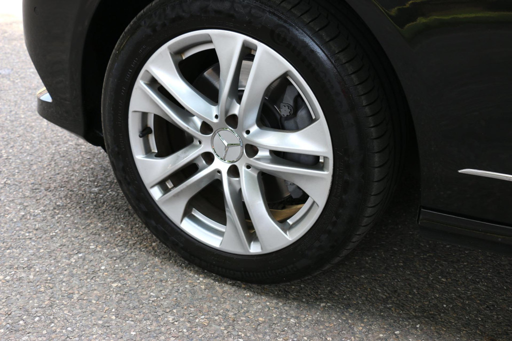 45774994-60.jpg