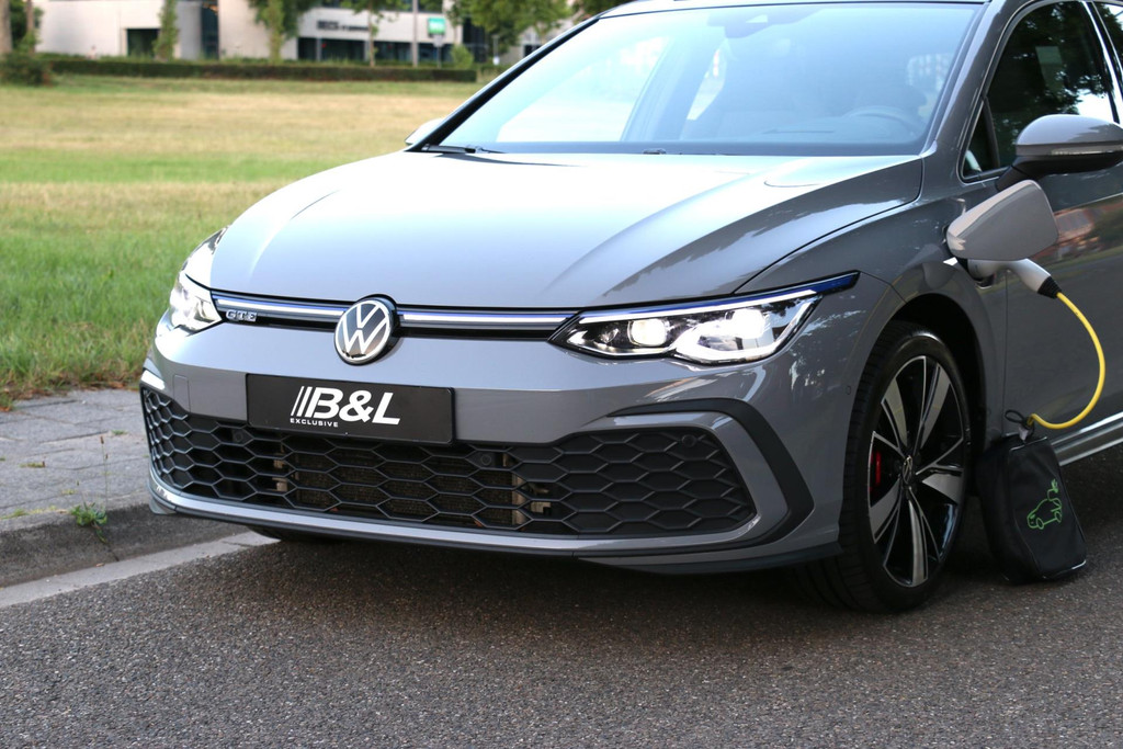 46188845-12.jpg