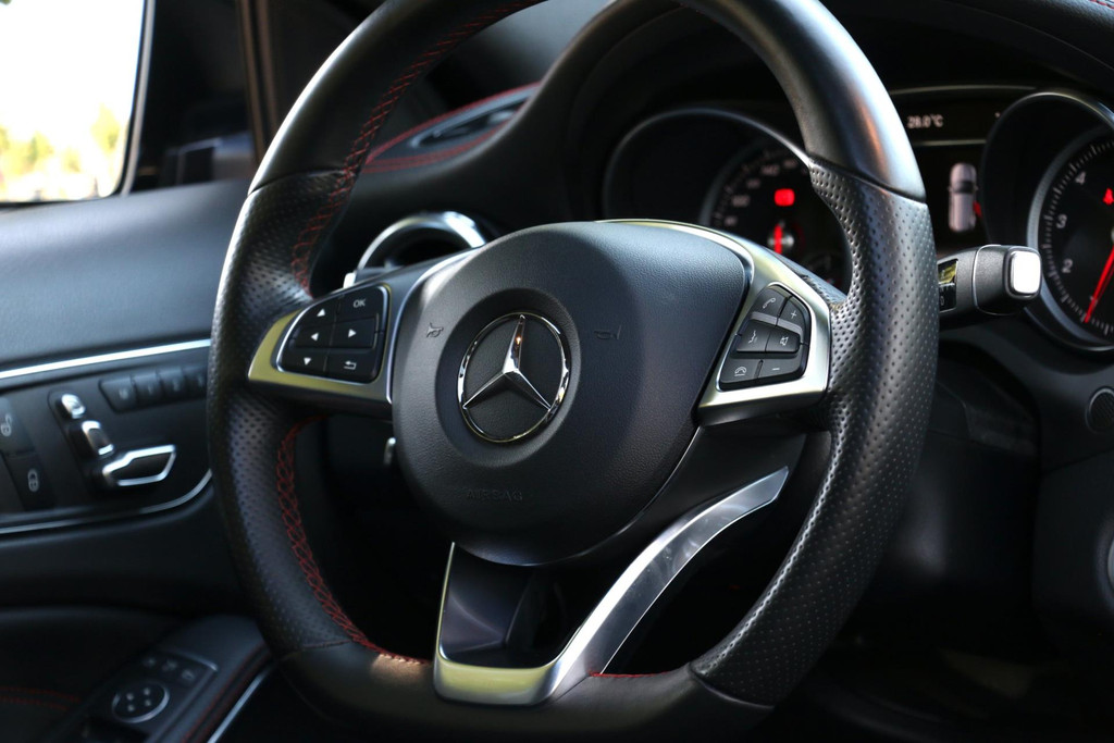 46503943-65.jpg