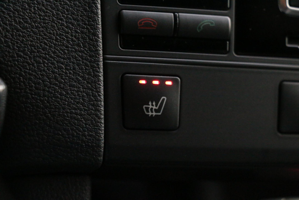 46780651-89.jpg