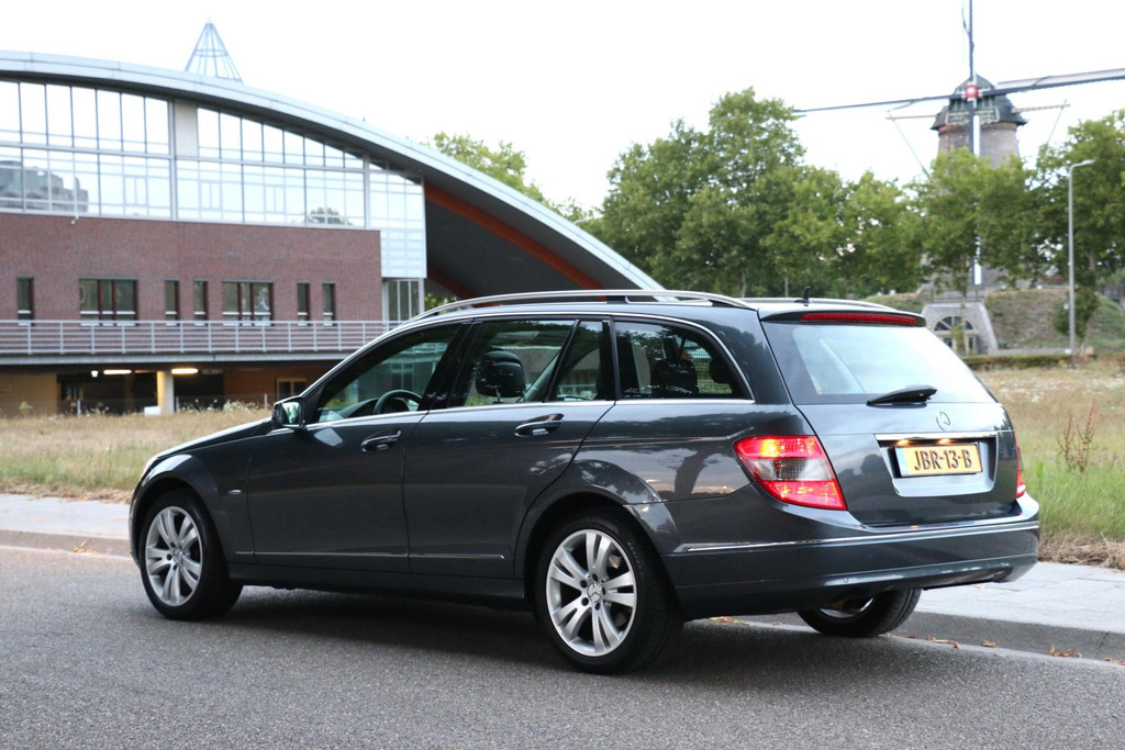 47306669-4.jpg