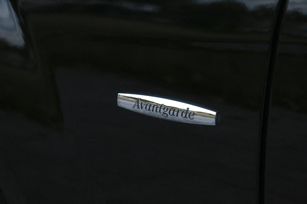 47484236-10.jpg