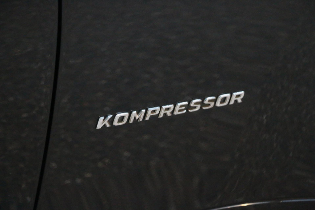 47763819-17.jpg