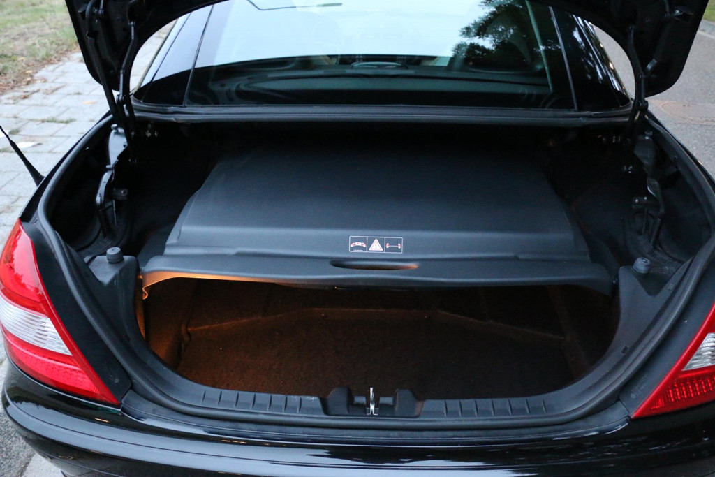 47763819-45.jpg