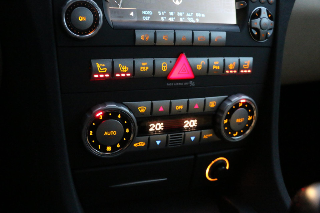 47763819-65.jpg