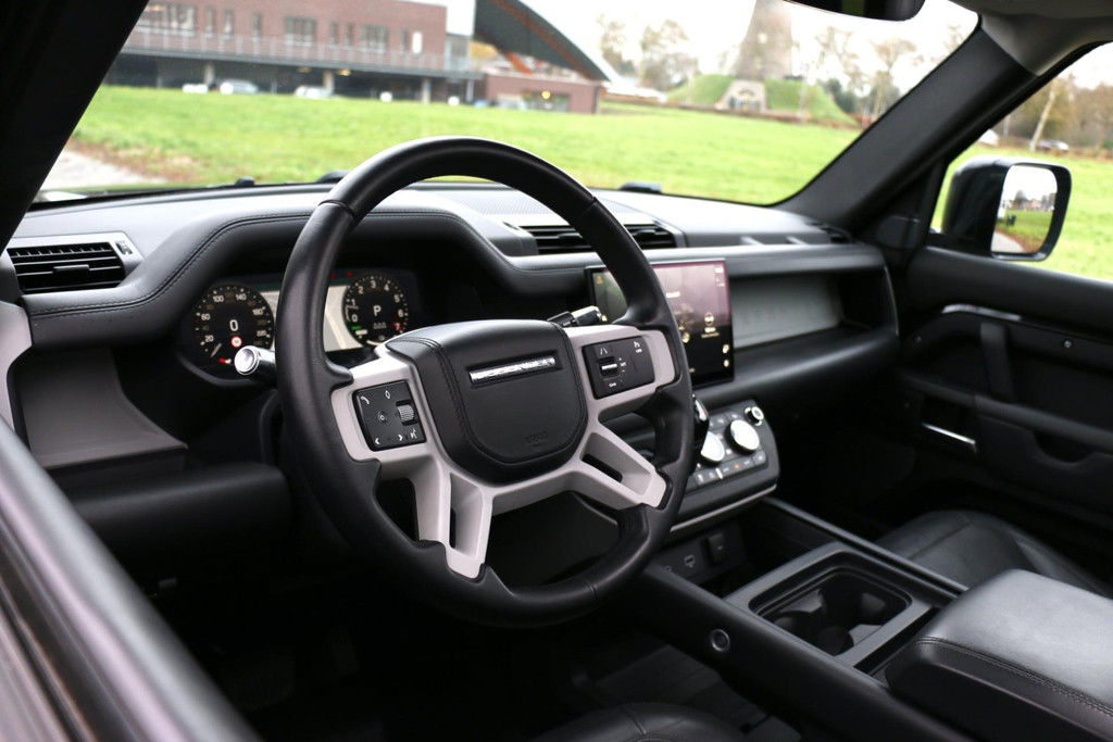 49607032-38.jpg