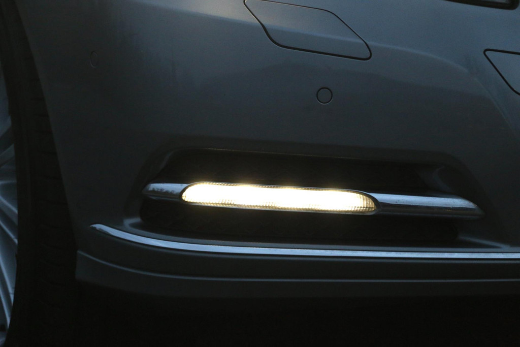 51161029-21.jpg