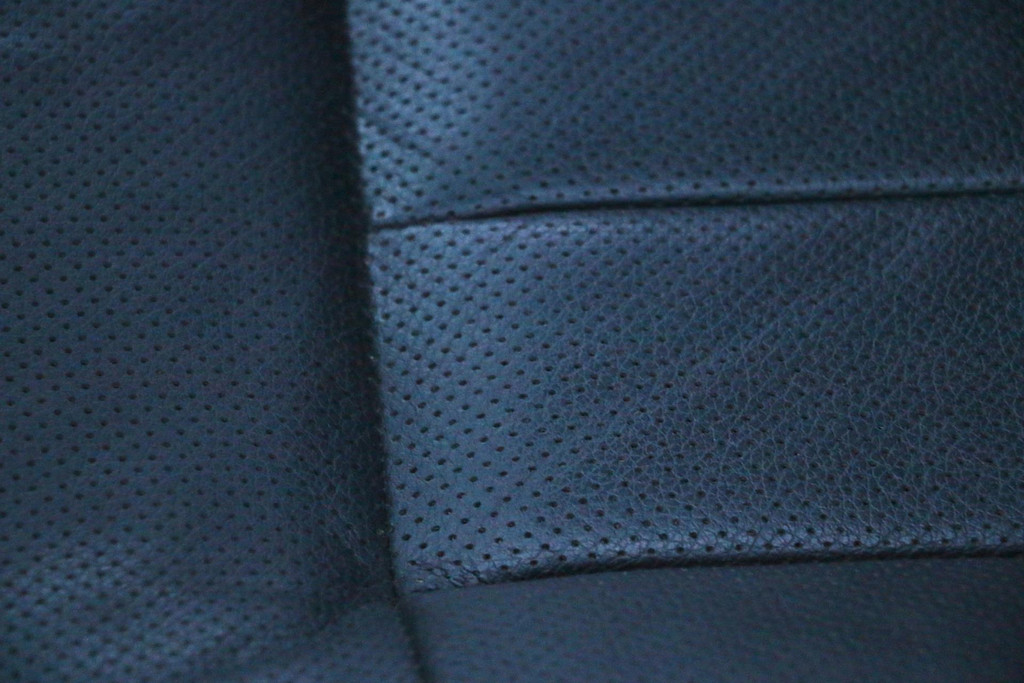 51161029-25.jpg