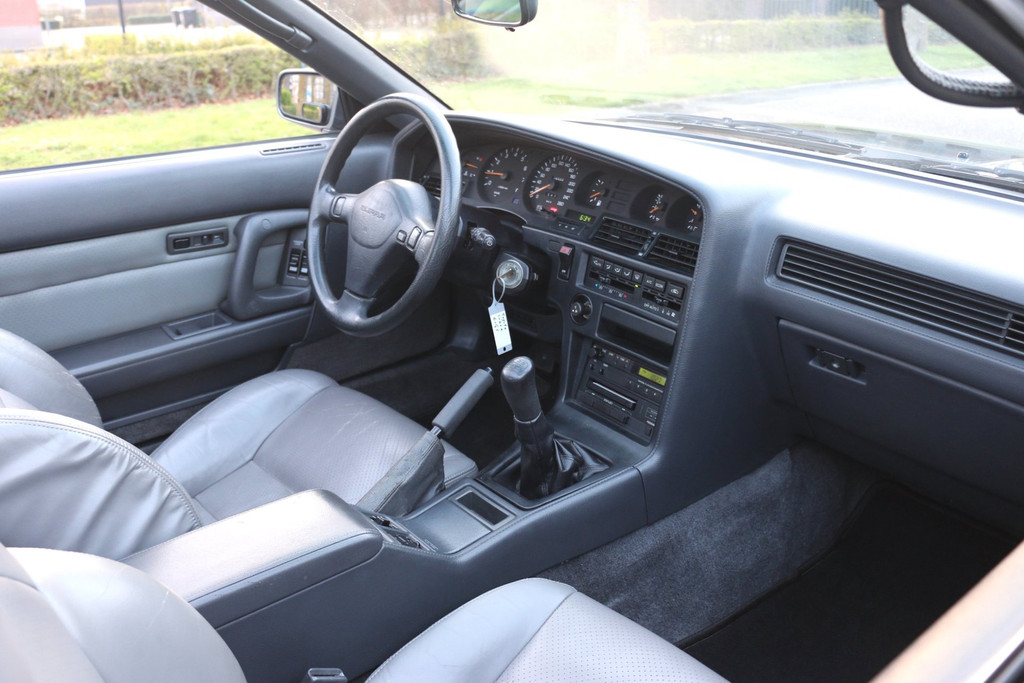 52349108-34.jpg