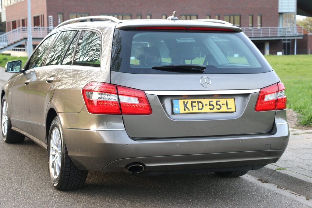 52786504-35.jpg