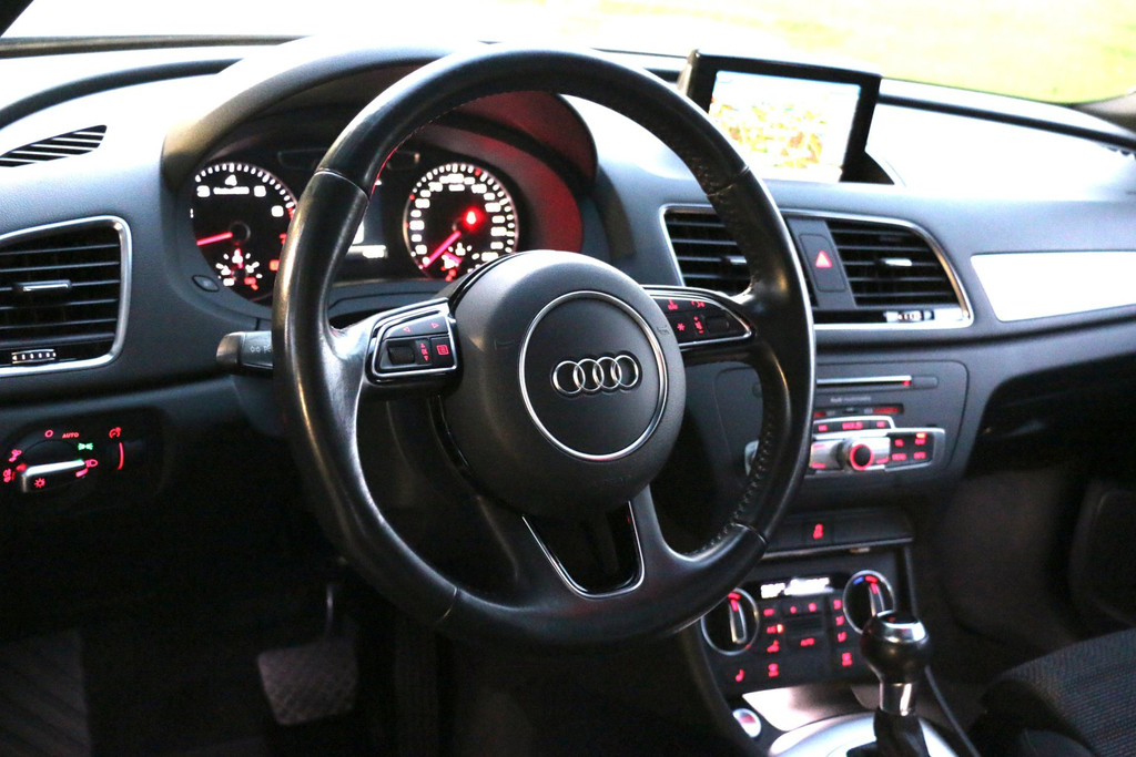 54625935-54.jpg