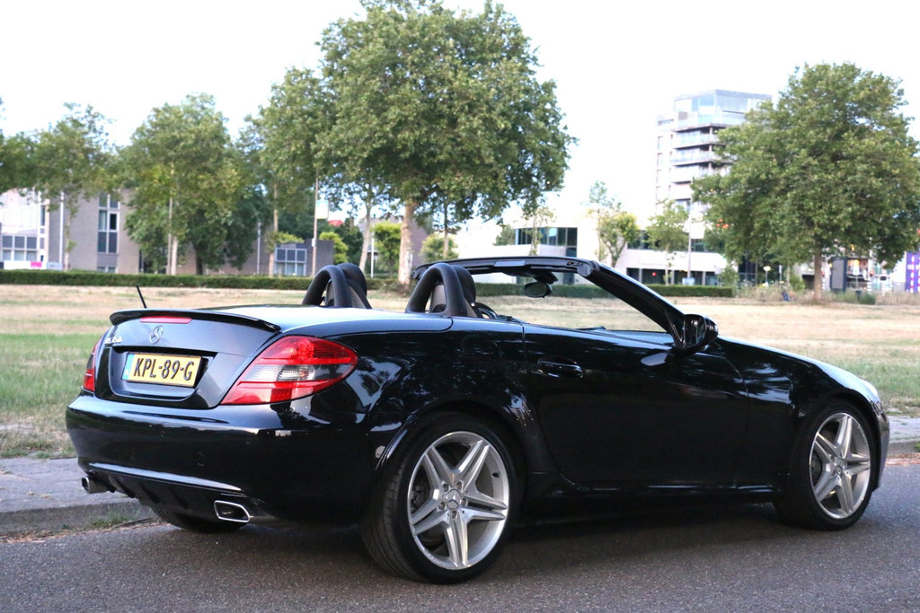 54983803-18.jpg
