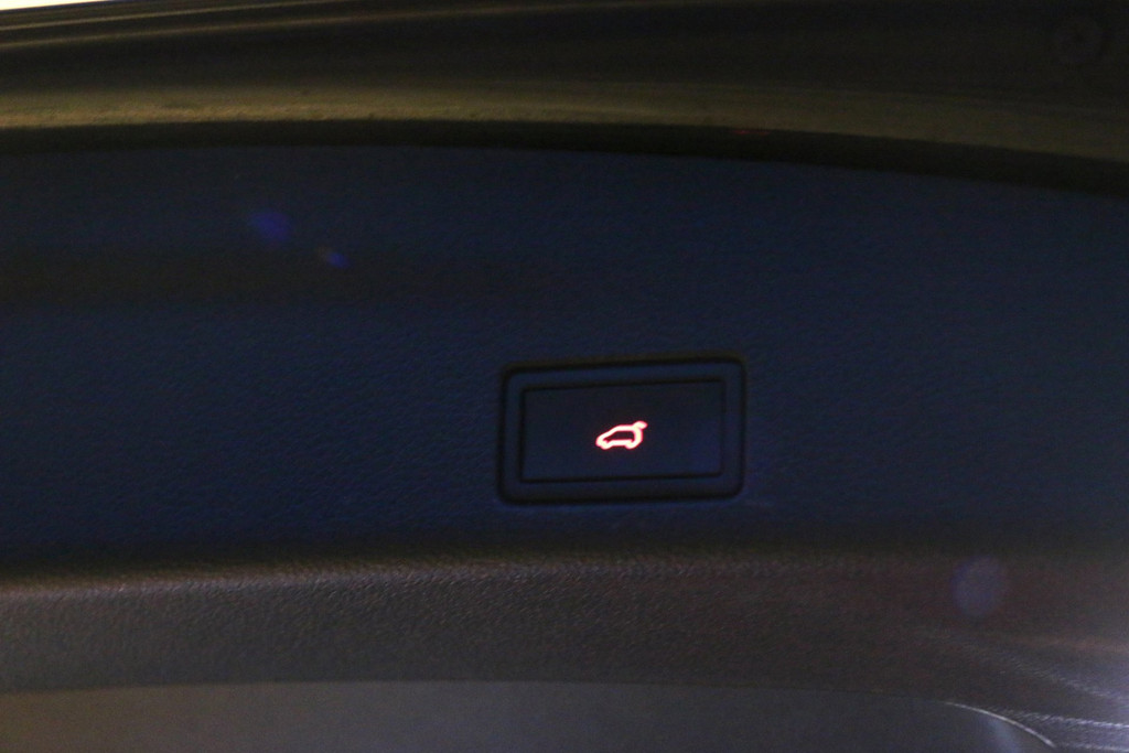55838686-30.jpg