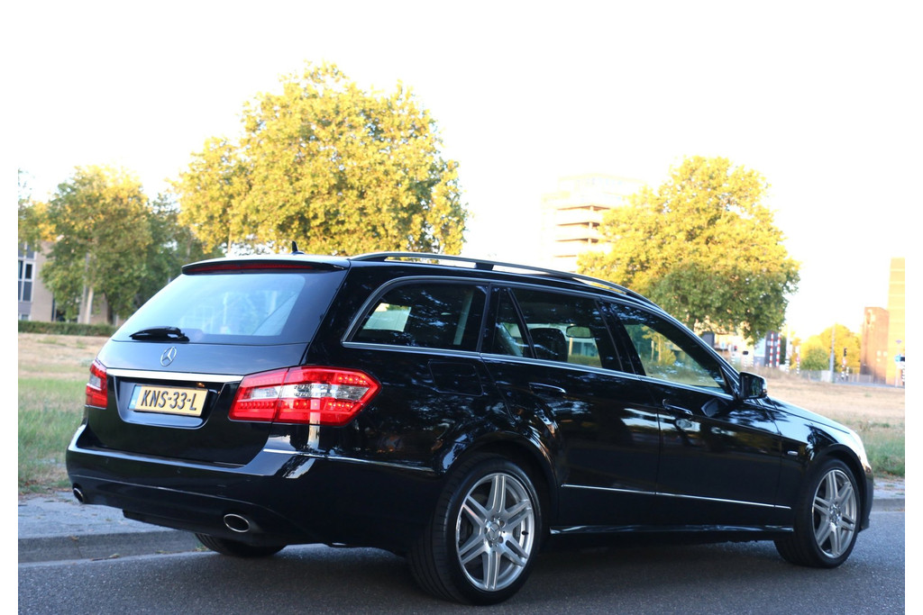 55957194-8.jpg
