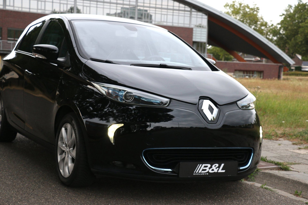 56038489-1.jpg