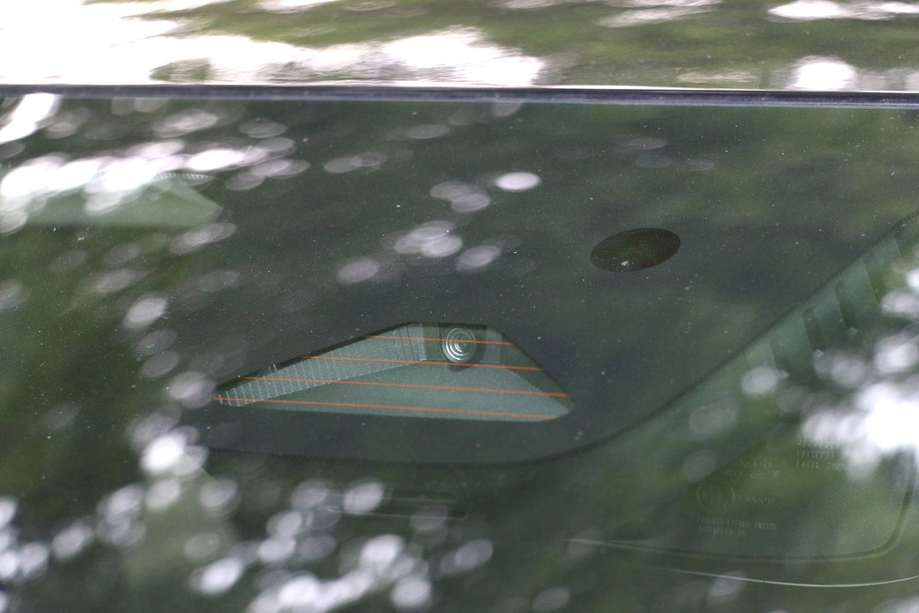 56303956-81.jpg