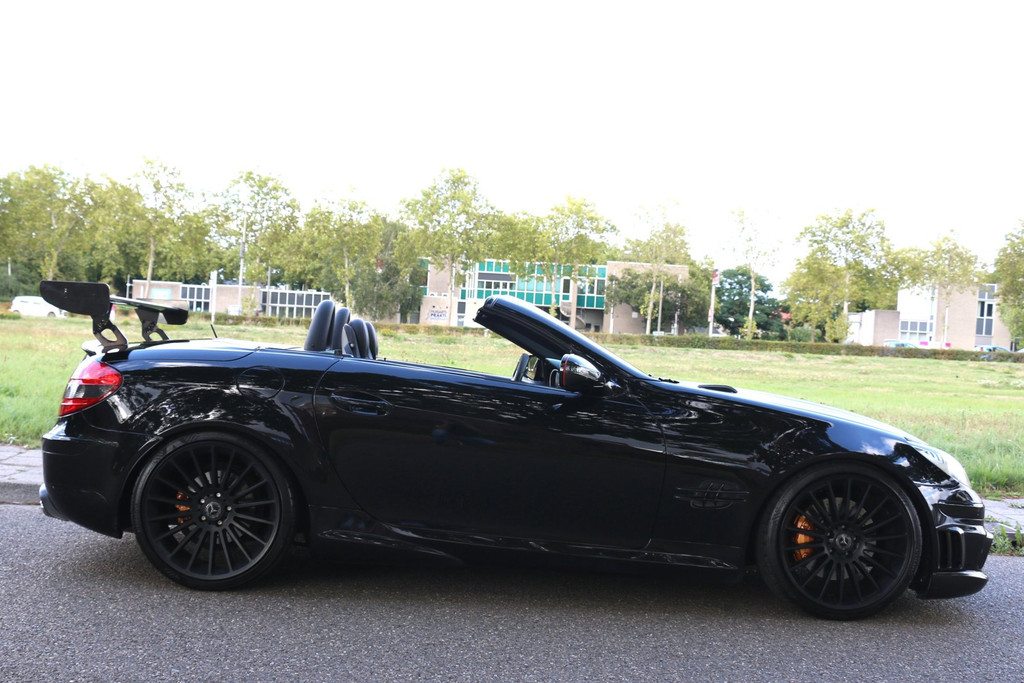 56449854-4.jpg