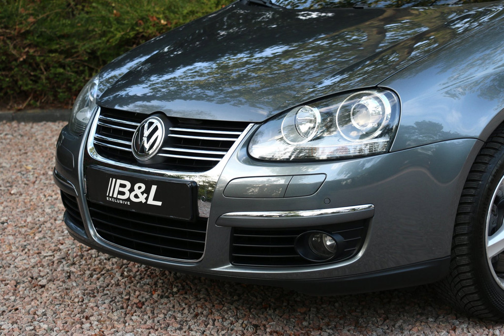 57327324-12.jpg